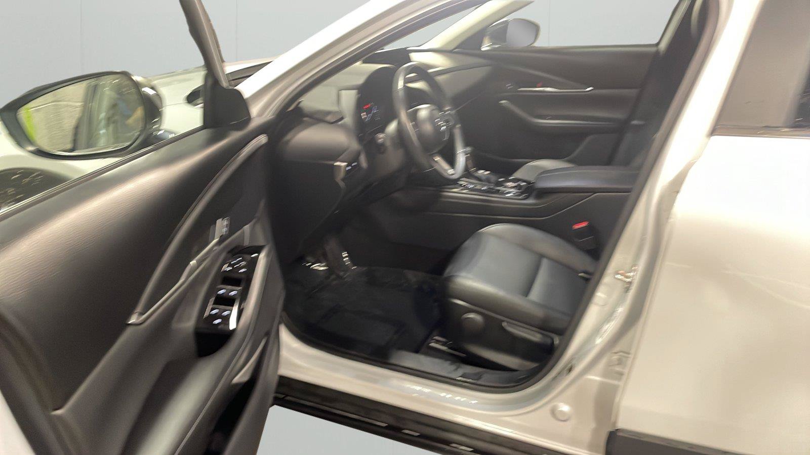 Used 2024 MAZDA CX-30 AWD 2.5 S w/ Select Sport Pkg image 23