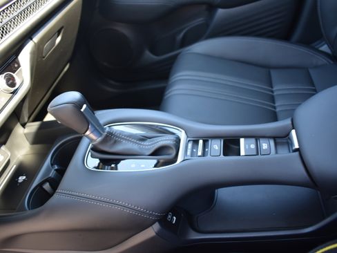 Certified 2026 Honda HR-V EX-L image 22