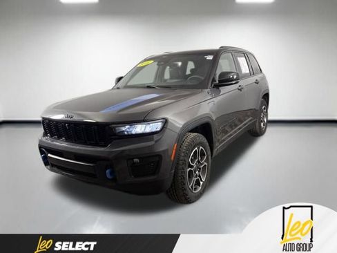 Used 2022 Jeep Grand Cherokee Trailhawk w/ Luxury Tech Group III AWD/4WD image 1