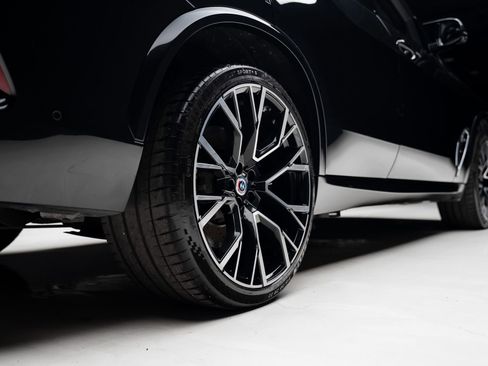 Used 2022 BMW X5 M w/ Executive Package AWD/4WD image 82