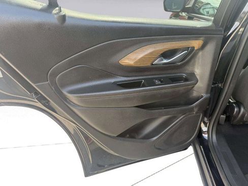 Used 2020 GMC Terrain SLE image 38