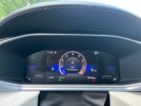 New 2026 Volkswagen Taos SE AWD/4WD image 13