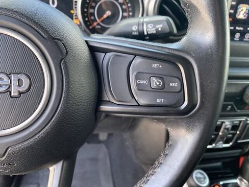 Certified 2022 Jeep Wrangler Unlimited Sport image 39