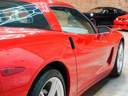 Used 2008 Chevrolet Corvette Coupe RWD image 19
