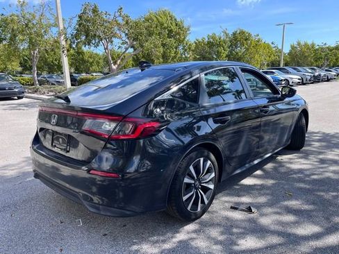 Used 2023 Honda Civic EX-L image 4