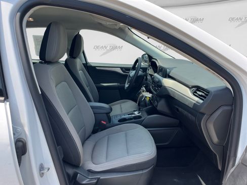Used 2022 Ford Escape S AWD/4WD image 17