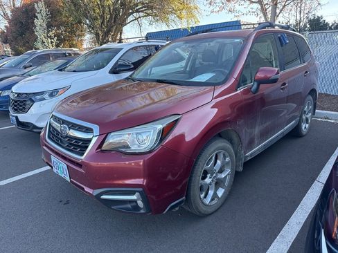 Used 2017 Subaru Forester 2.5i Touring image 1
