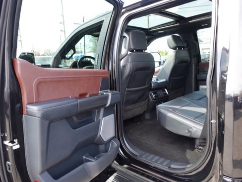 Used 2022 Ford F150 Lariat w/ Equipment Group 502A High AWD/4WD image 25