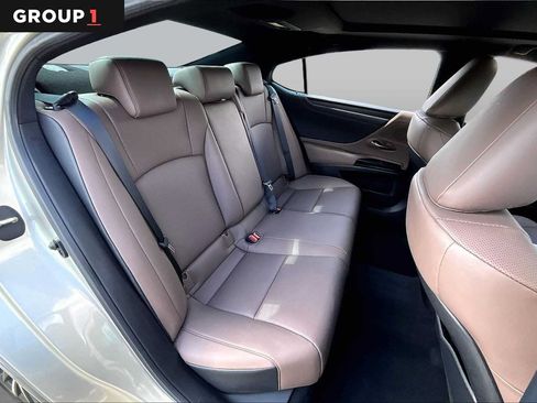 Certified 2024 Lexus ES 350 w/ Premium Package FWD image 17