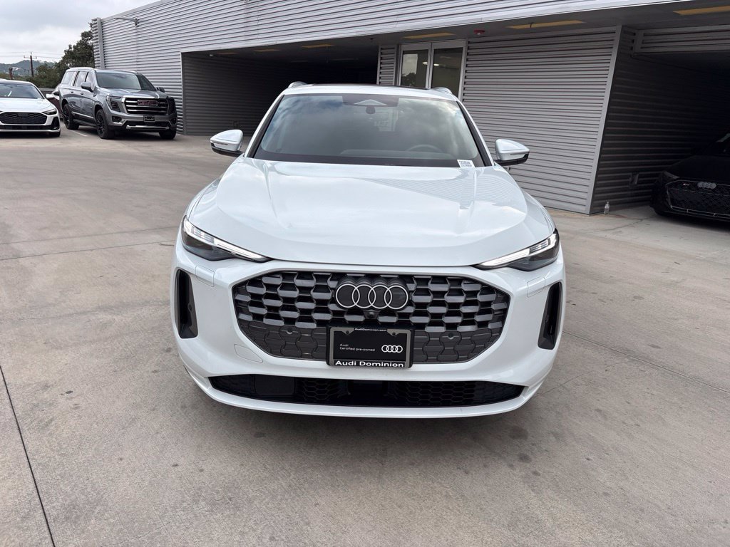 Used 2026 Audi Q5 Premium Plus AWD/4WD image 2