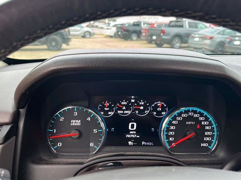 Used 2017 GMC Yukon Denali w/ Open Road Package image 5