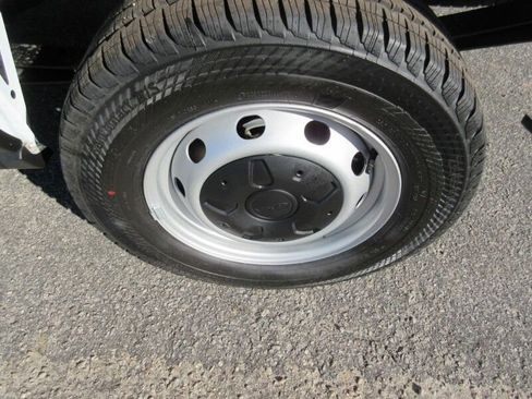 New 2026 Ford Transit 250 148 Medium Roof w/ Load Area Protection Package image 10