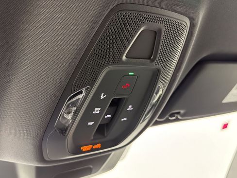 New 2026 Audi SQ5 Prestige AWD/4WD image 30