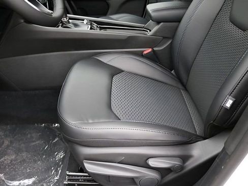 New 2026 Jeep Compass Latitude image 12