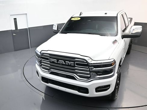 Used 2026 RAM 2500 Laramie AWD/4WD image 23