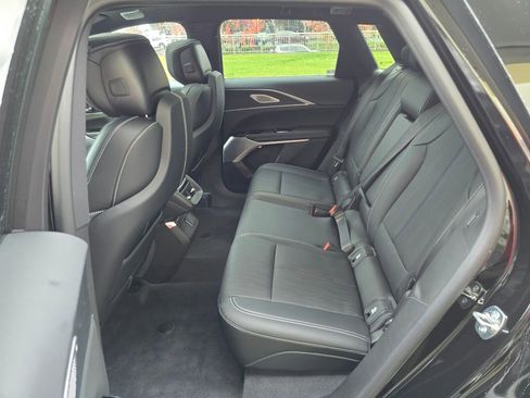 New 2026 Cadillac Lyriq V image 16