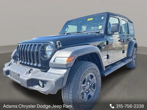 Used 2020 Jeep Wrangler Unlimited Sport AWD/4WD image 3