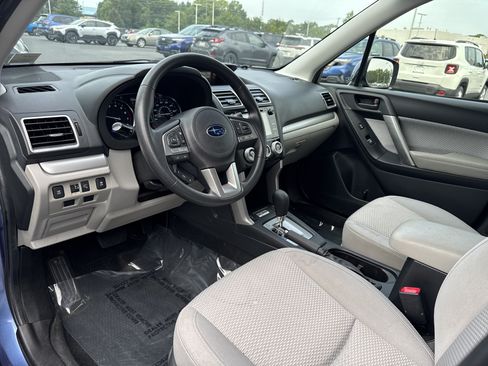 Used 2018 Subaru Forester 2.5i Premium AWD/4WD image 10