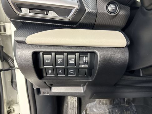 Used 2023 Subaru Forester Limited AWD/4WD image 14