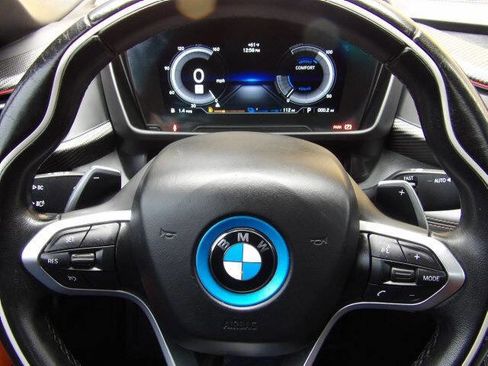 Used 2019 BMW i8 Roadster image 39