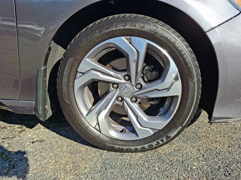 Certified 2020 Honda Accord EX image 8
