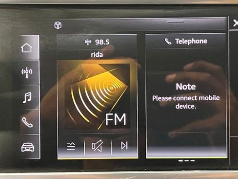 Used 2025 Audi Q3 2.0T Premium image 11