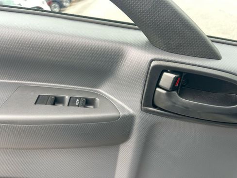 Used 2024 Chevrolet Low Cab Forward image 20