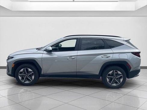 Used 2025 Hyundai Tucson SEL AWD/4WD image 4