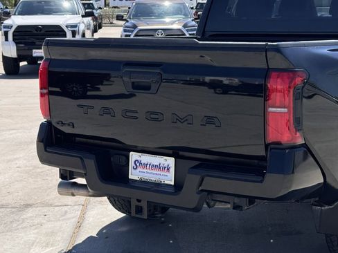 Used 2024 Toyota Tacoma SR5 image 6