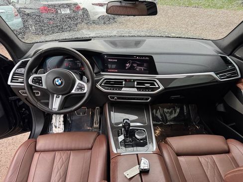 Used 2021 BMW X5 M50i w/ Dynamic Handling Package AWD/4WD image 37