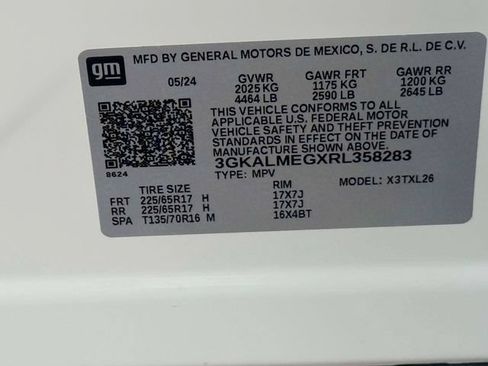 Used 2024 GMC Terrain SLE FWD image 17