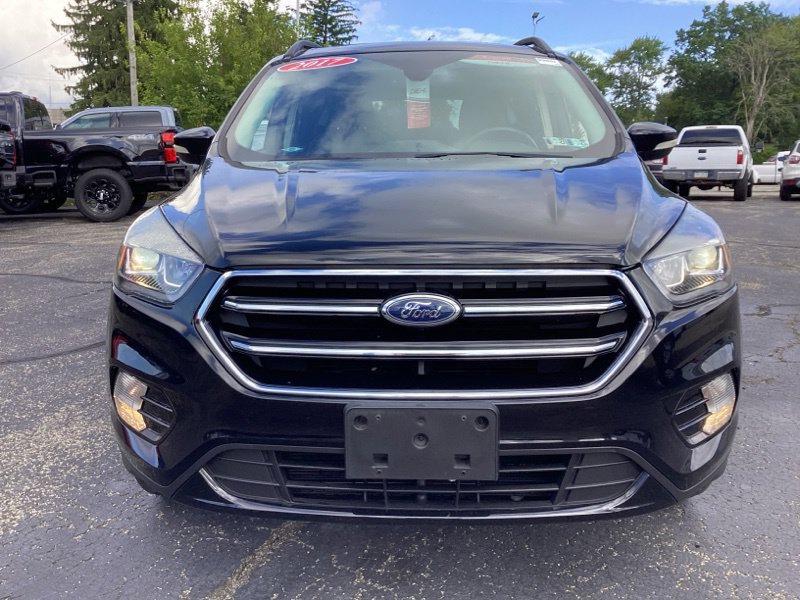 Used 2017 Ford Escape Titanium AWD/4WD image 2