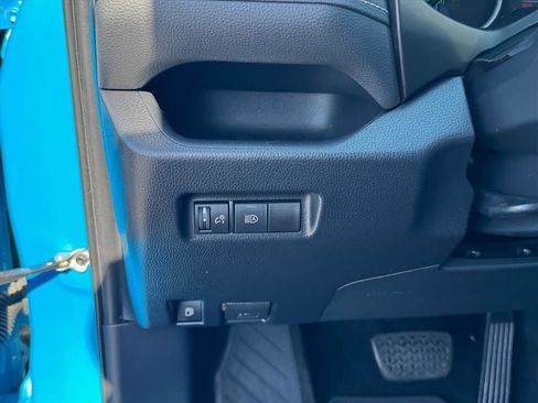 Used 2019 Toyota RAV4 LE w/ Carpet Mat Package AWD/4WD image 22