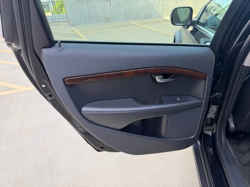 Used 2013 Volvo XC70 T6 AWD/4WD image 23