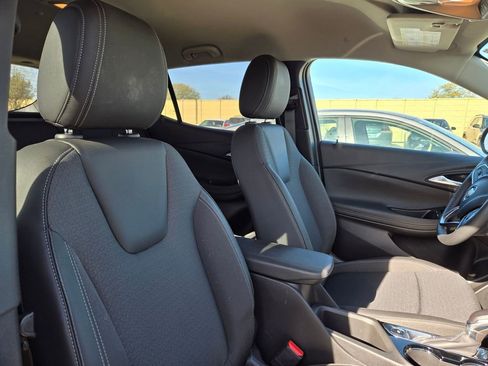 Used 2023 Buick Encore GX Preferred image 18