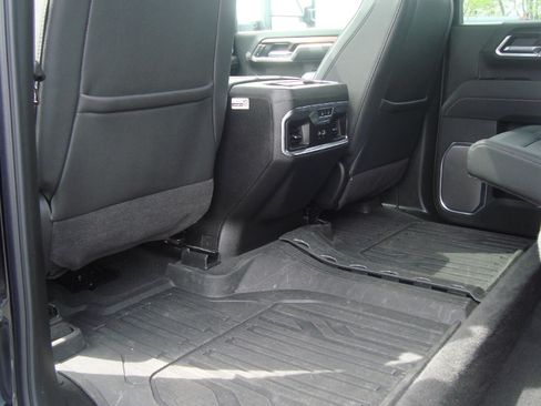 Certified 2025 GMC Sierra 2500 Denali w/ Denali Reserve Package AWD/4WD image 28