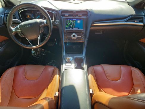 Used 2019 Ford Fusion Titanium image 19