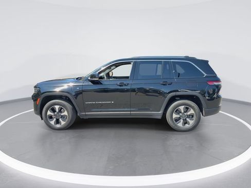 Used 2023 Jeep Grand Cherokee 4WD 4xe image 5