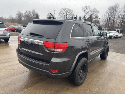 Used 2011 Jeep Grand Cherokee Laredo image 4
