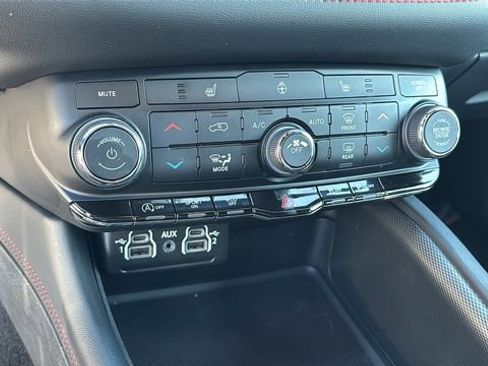 Used 2024 Dodge Durango GT image 30