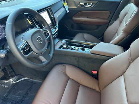 New 2026 Volvo V60 B5 Cross Country Plus image 8