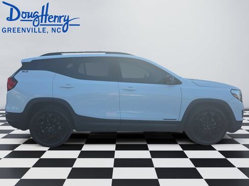 Used 2021 GMC Terrain SLE w/ Driver Convenience Package FWD image 6