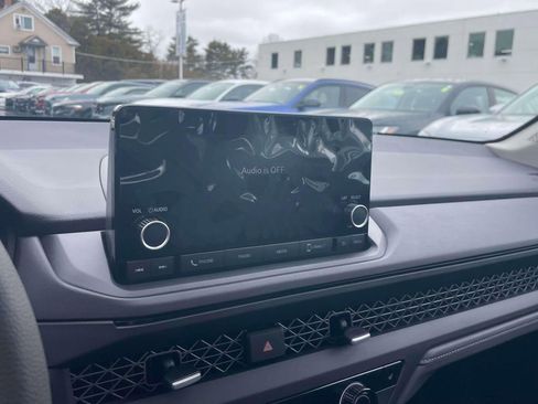 Certified 2025 Honda Accord SE image 28