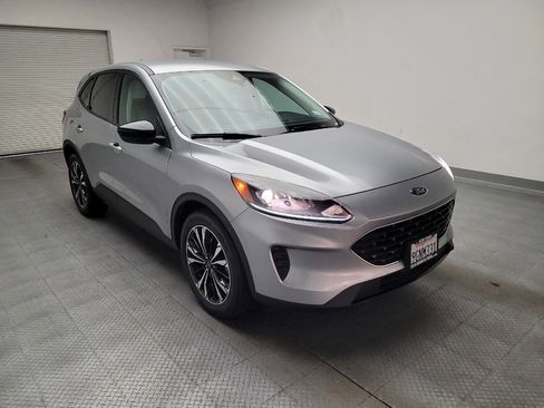 Used 2022 Ford Escape SE w/ SE Sport Appearance Package FWD image 13
