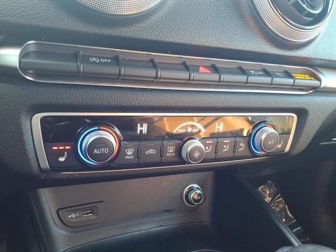 Used 2018 Audi A3 2.0T Premium image 12