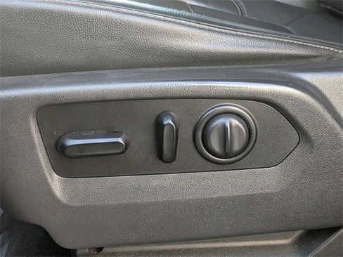 Used 2020 GMC Sierra 1500 SLT w/ SLT Premium Plus Package image 22