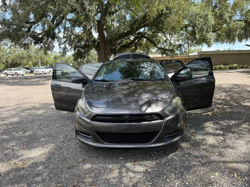 Used 2015 Dodge Dart SXT FWD image 2