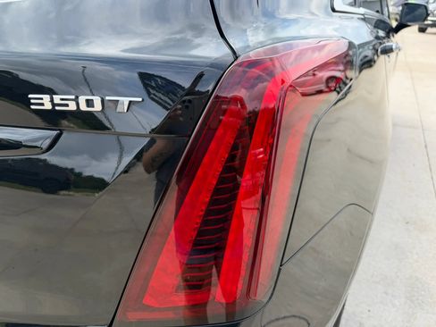 Used 2022 Cadillac XT5 Luxury w/ LPO, ONYX Package FWD image 54