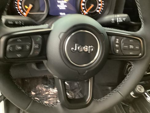 New 2026 Jeep Gladiator Mojave AWD/4WD image 13