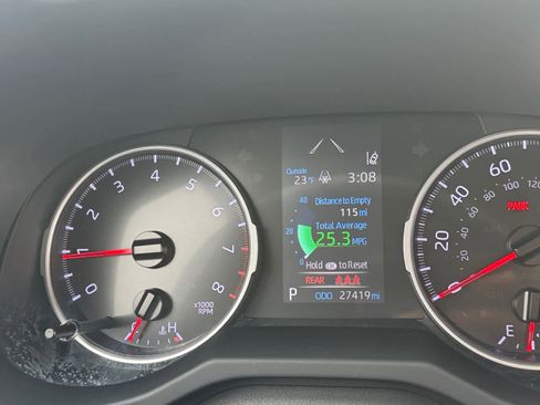 Used 2020 Toyota RAV4 LE image 20